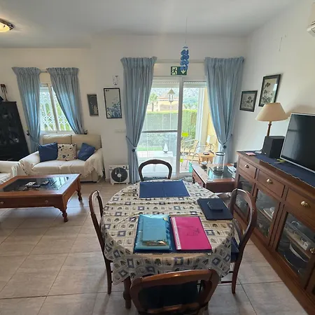Augusta- Birdie Serviden Apartamento Pedreguer